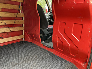 Volkswagen Transporter T4 1.9 50kW (15 foto / 15)