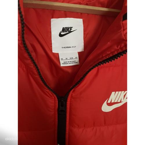 Зимняя куртка Nike (фото #1)