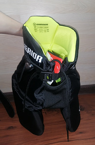 Uued hokipüksid Warrior Alpha Youth, XL (2 foto / 3)