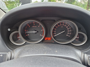Mazda 6 2.2 95kW (10 foto / 10)