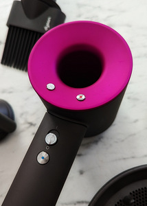 Фен Dyson Supersonic HD07 (3 фото из 9)