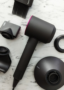 Фен Dyson Supersonic HD07 (4 фото из 9)