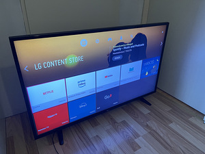 ПРОДАЕТСЯ LG 4K SMART TV 49” ТЕЛЕВИЗОР (2 фото из 9)