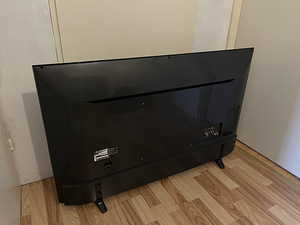 ПРОДАЕТСЯ LG 4K SMART TV 49” ТЕЛЕВИЗОР (8 фото из 9)