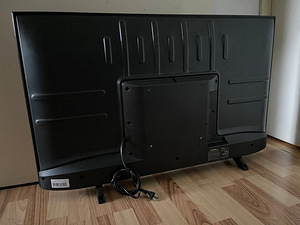 HISENSE 43" 4K UHD Smart TV Телевизор (9 фото из 10)