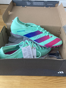 Новые шиповки Adidas Sprintstar (1 фото из 3)