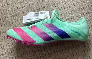 Новые шиповки Adidas Sprintstar (2 фото из 3)