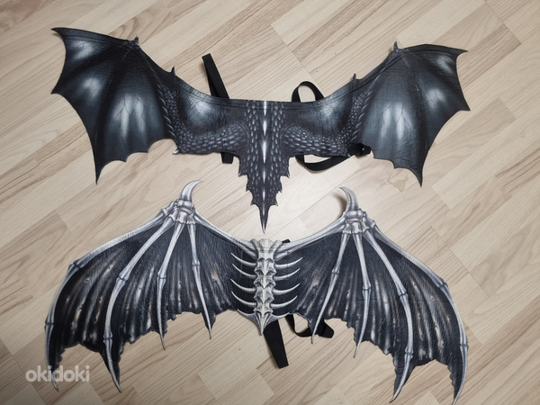 HALLOWEEN Deemoni TIIVAD rihmadega