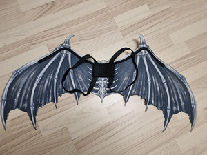 HALLOWEEN Deemoni TIIVAD rihmadega (3 foto / 3)