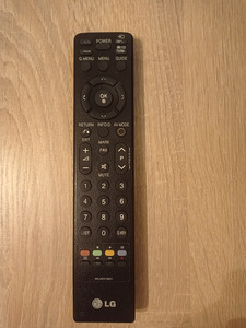 Телевизор LG 42PG3000 (3 фото из 4)