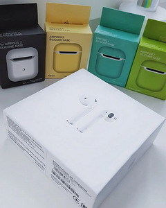 Airpods 2 (3 фото из 6)