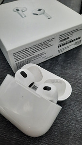 Airpods 3 (2 фото из 6)