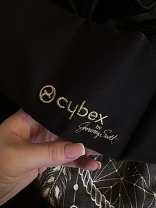 CYBEX YEMA TIE WINGS BY JEREMY SCOTT (1 foto / 5)