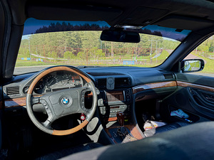 BMW 730d e38 Facelift (10 foto / 15)