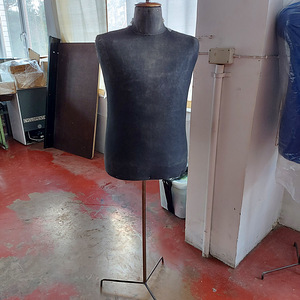 Mannekeen - mees, torso/büst (4 foto / 4)