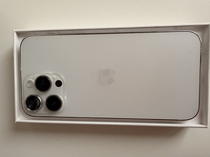 Apple iPhone 14 Pro Max 128 GB hõbedane, heas seisukorras (1 foto / 4)