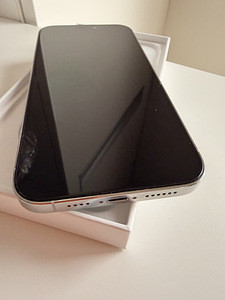 Apple iPhone 14 Pro Max 128 GB hõbedane, heas seisukorras (3 foto / 4)