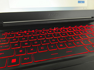 MSI GF63 THIN 12VF(2023)RTX 4060 8 GB/Core i5-12450H (4 foto / 8)