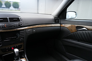 2005 Mercedes-Benz w211 e280 (7 foto / 15)
