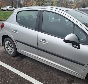 Müüa Peugeot 207 (3 foto / 6)