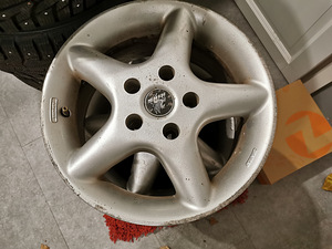 Veljed 5x114.3 7J ET35 (2 foto / 5)