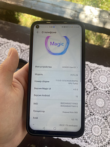 Huawei Honor View 20 (2 фото из 3)