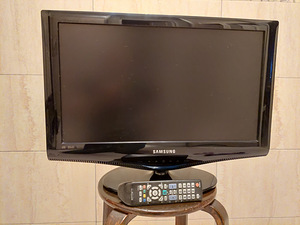 Продам телевизор SAMSUNG