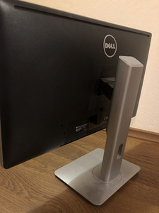 Монитор Dell P2314Ht 23" (2 фото из 2)