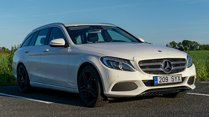 Mercedes-Benz C 220 Blutec 2.1 125kW (3 foto / 15)