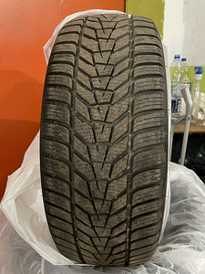 Зимняя резина HANKOOK KINERGY 4S2 (H750) 215/45R18 89Y M+S (3 foto / 9)
