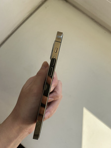 Apple iPhone 12 Pro 128 ГБ (6 фото из 8)