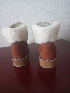 Новые кожаные ботинки (3 фото из 4)