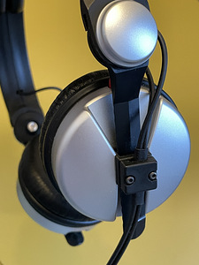 Sennheiser HD-25 Aluminium (5 foto / 7)