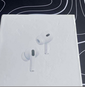 AirPods Pro 2 (2 фото из 3)