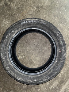 Rehv Hankook 205/55R16 (2 foto / 3)