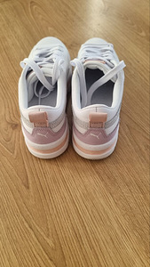 Puma кроссовки (2 фото из 6)
