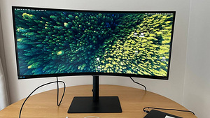 Монитор Samsung 34” S65UA Series (1 фото из 3)