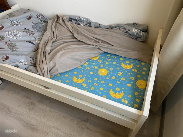 Детская кровать и матрас (фото #2)