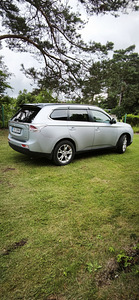 Mitsubishi Outlander 2.0 110kW B+Gaas (6 foto / 12)