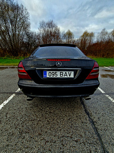 Mercedes-benz e220 110kw (3 foto / 10)