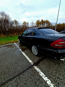 Mercedes-benz e220 110kw (7 foto / 10)