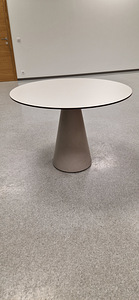 Söögilaua komplekt (5 tooli) (3 foto / 3)