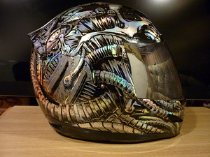 Icon Airmada Bioskull Helmet Review (8 foto / 9)