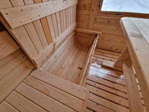 Panoraamsauna koos suure garderoobiga. (2 foto / 10)