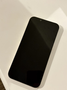 iPhone 13, 128GB (4 фото из 4)