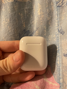 AirPods 2 (4 foto / 4)