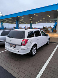 Opel astra 2011 дизель (4 фото из 6)