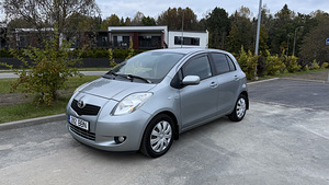 Toyota Yaris 1.4d 2008 (154000km) Webasto (7 foto / 14)