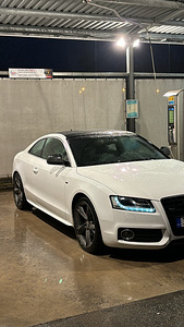 Audi A5 Coupe 3.0 176 KW (3 foto / 9)