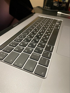 Macbook Pro 16 i9/1Tb/16Gb/ Space Grey (6 foto / 8)